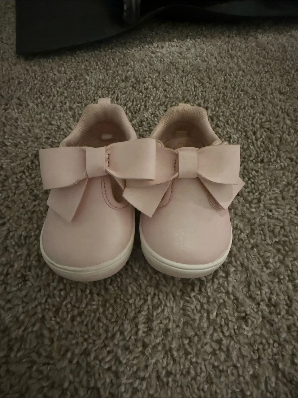 Stride rite size 4 pink bow shoes